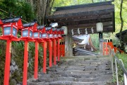 縁結びで有名な神社にお参りしたら恋愛がうまくいきはじめました