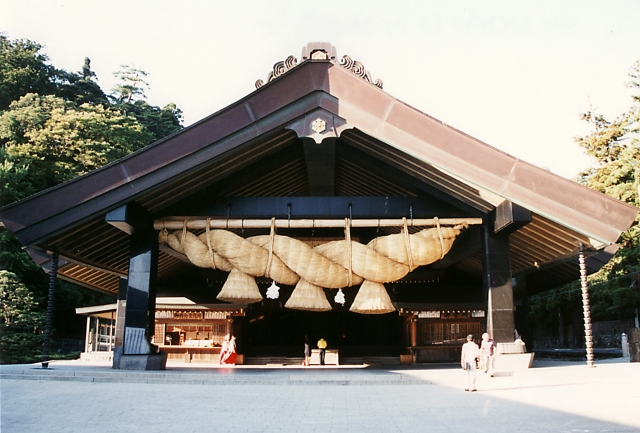 縁結びのパワースポットとして名高い出雲大社 Photo By 写真AC