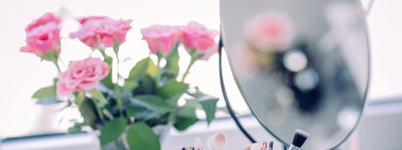 引っ越し先で何故か体調が悪くなったり 彼氏と別れたり 風水のおかげで体調も直り彼とも復縁することができました 電話占いの森