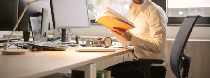 電話占いの先生が転職に悩む私の背中を押してくれました